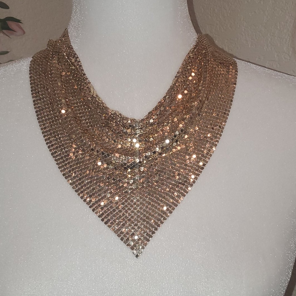 BEBE SCARF CHAIN NECKLACE🔥🔥